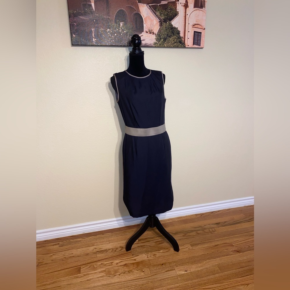 Ann Taylor Sleeveless Dress - Picture 2 of 9